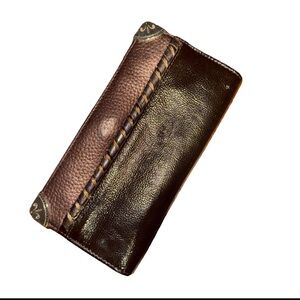 Elegant Brighton Brown Leather Wallet